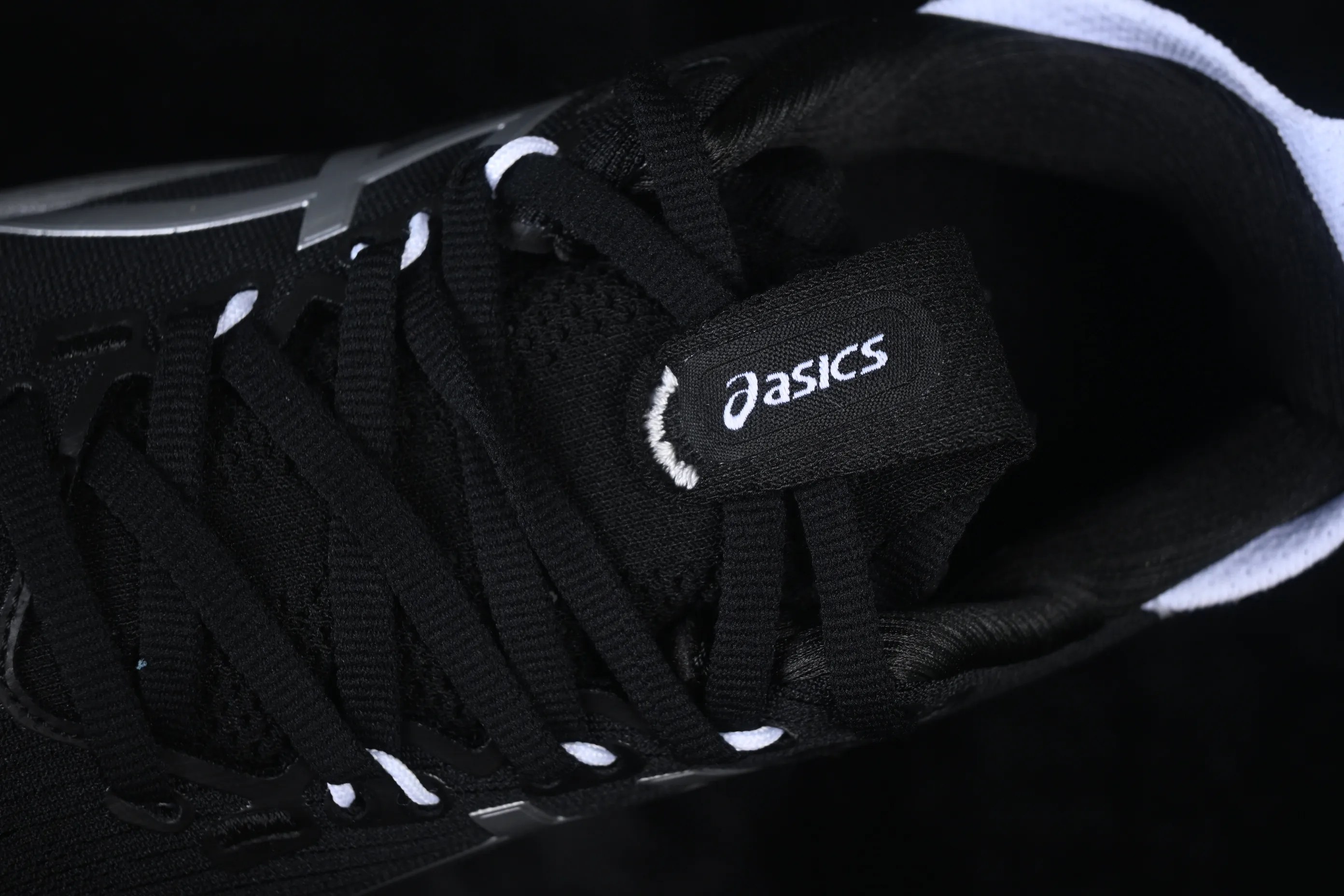 All Categories Asics Asics Series Asics Gel-Nimbus 28 1011C214-001